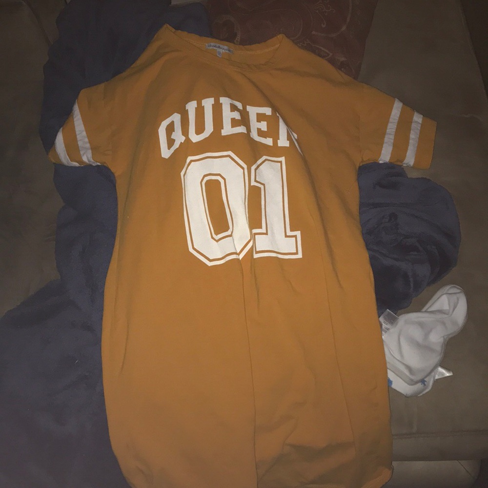 Mini queen dress
